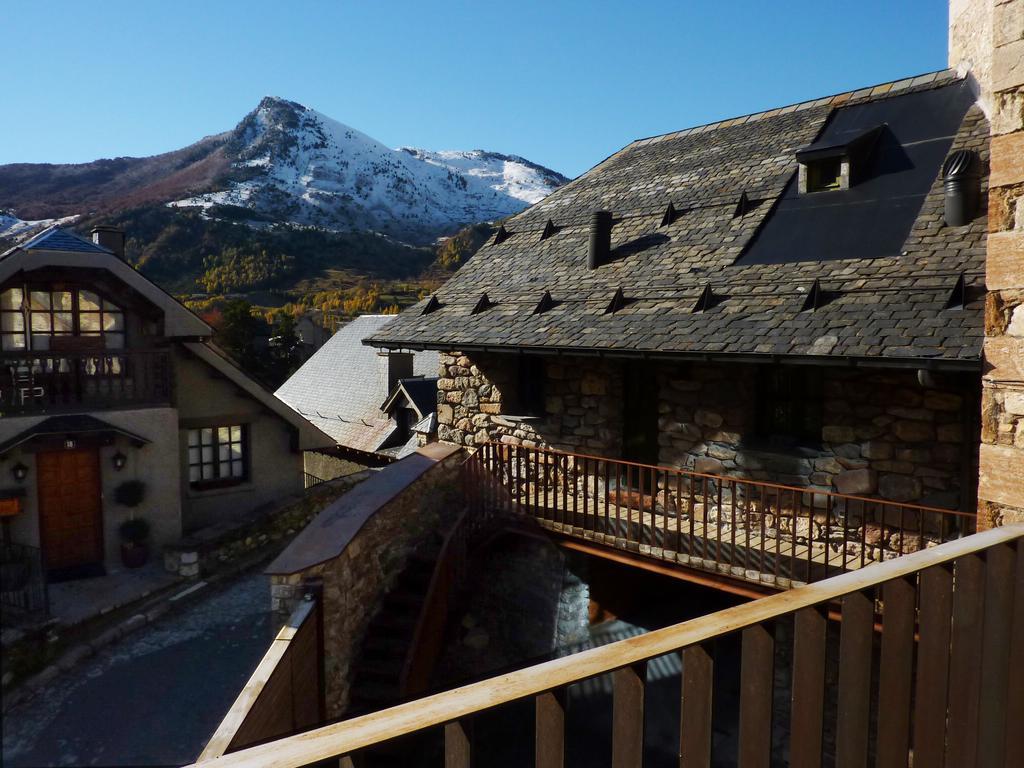 La Borda Del Zarrastiecho Villa Sallent de Gállego Rum bild
